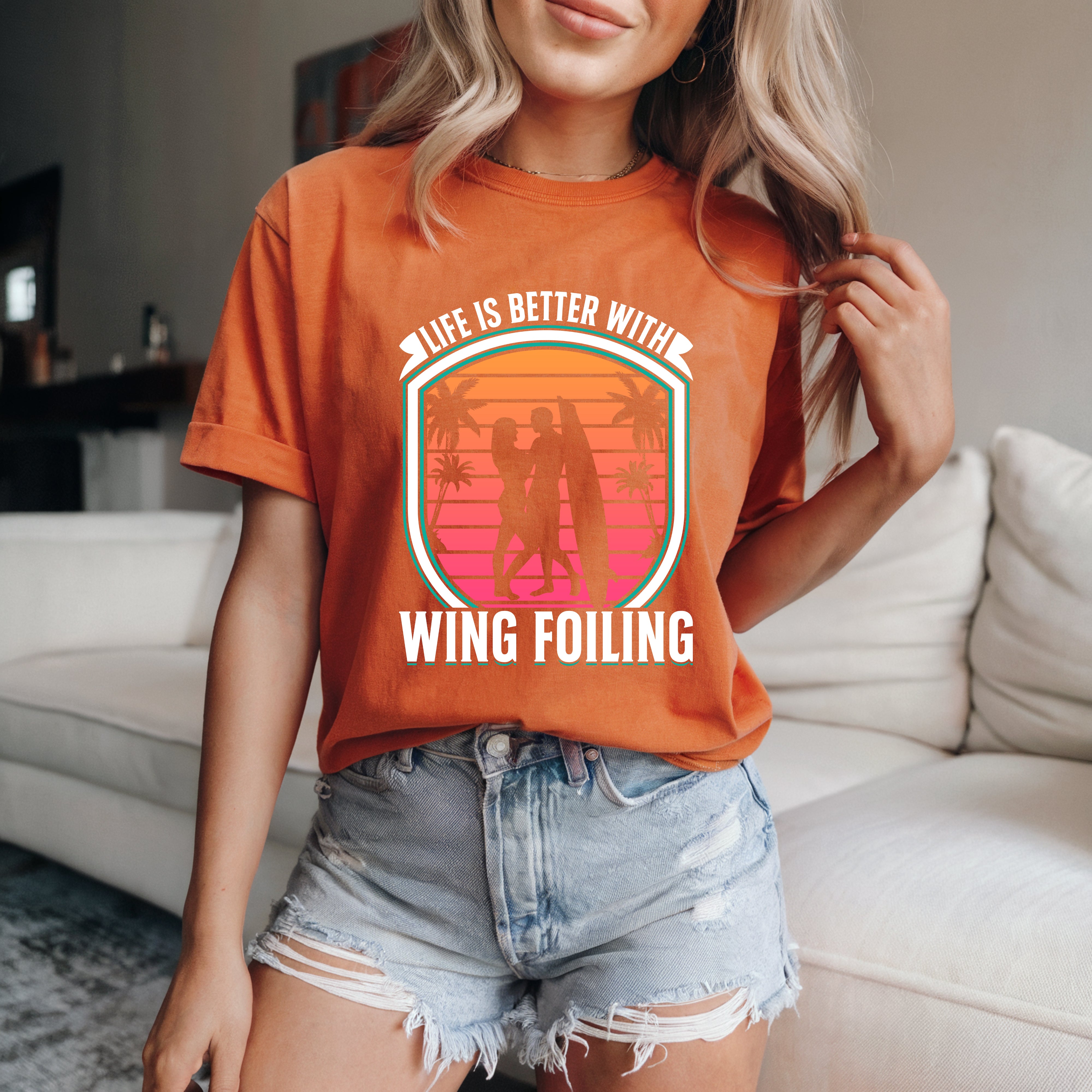 Couple On Vacation Ladies' Fresh And Versatile T-Shirt