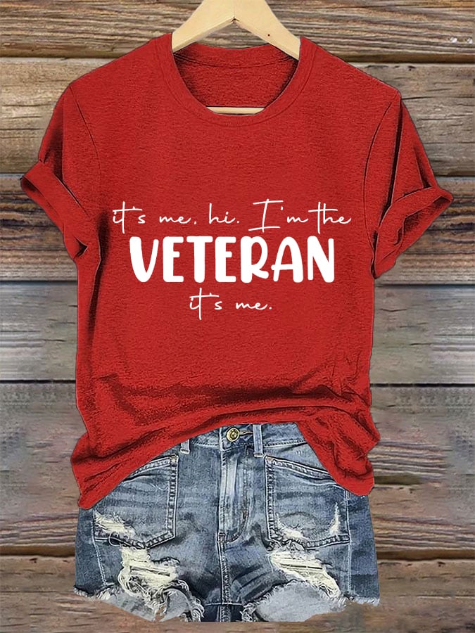 Women's "It's me, hi! I'm the VETERAN it's me" printed T-shirt