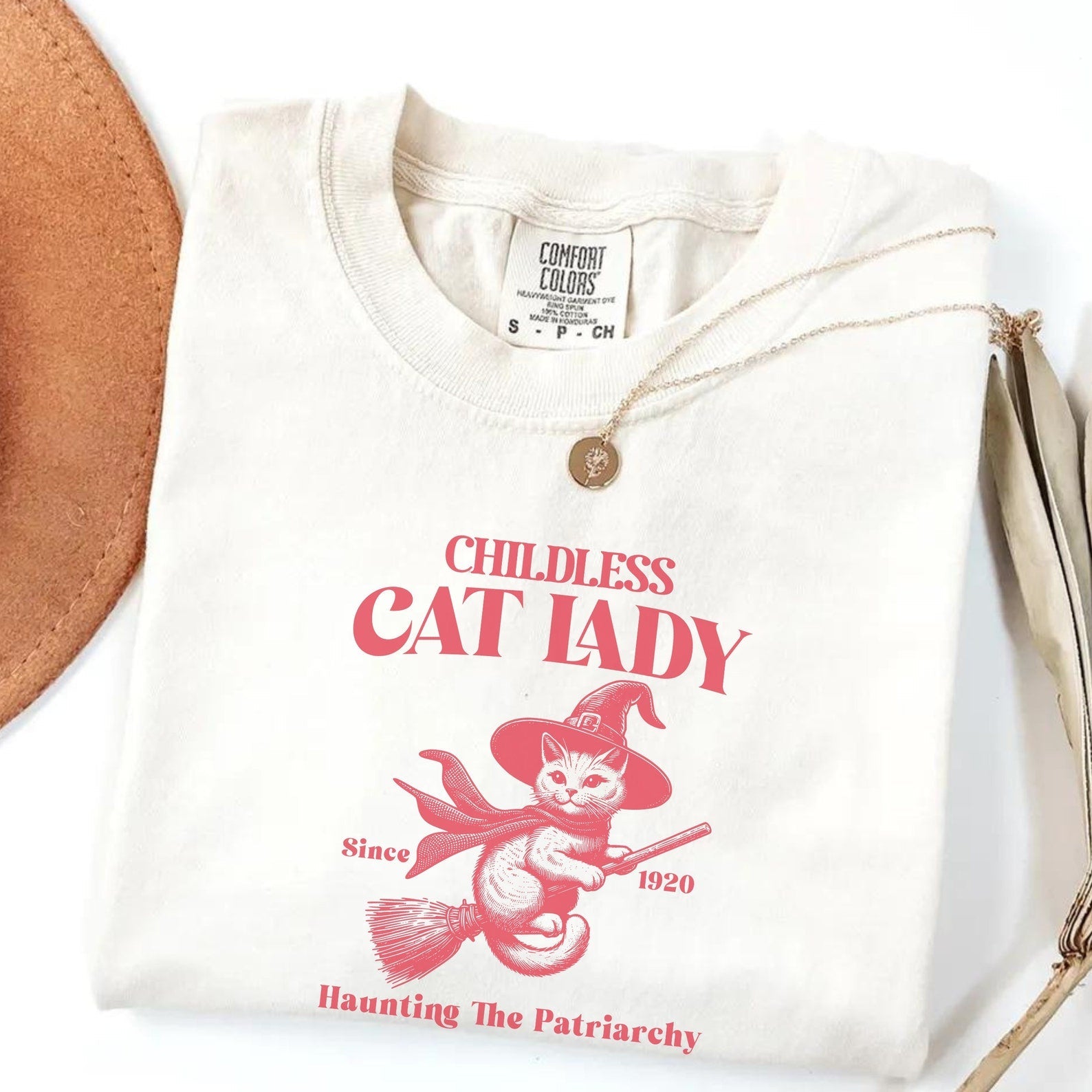 Retro Childless Cat Lady Shirt